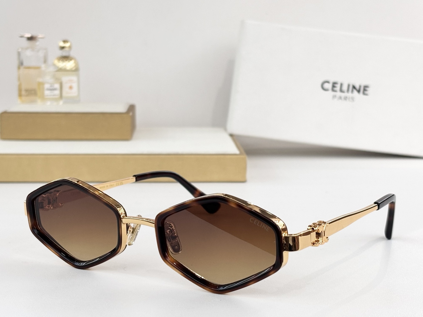 CELIN*MOD：CL42136USize：54口23-143