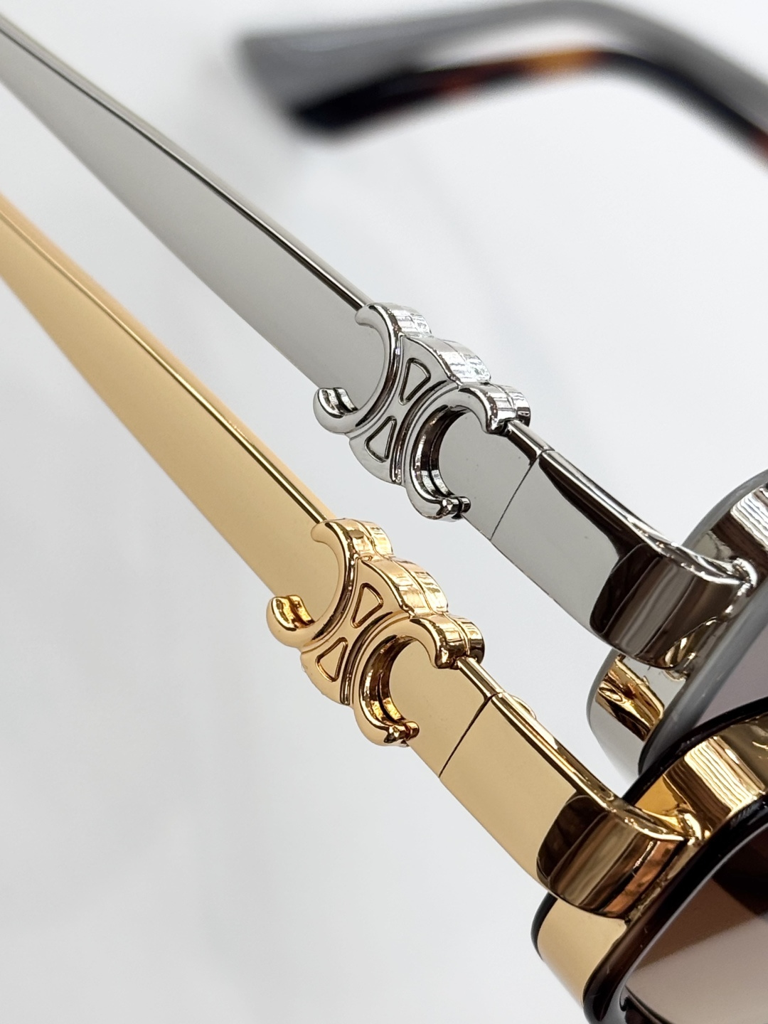 CELIN*MOD：CL42136USize：54口23-143