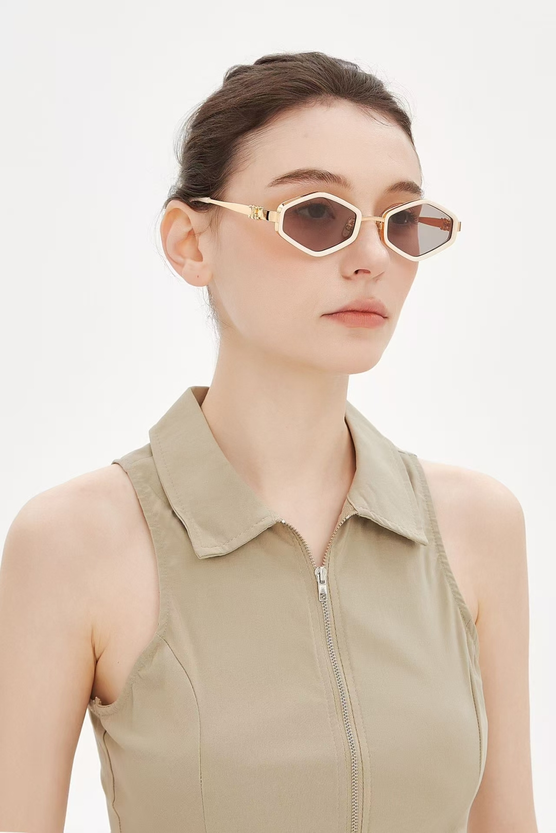 CELIN*MOD：CL42136USize：54口23-143