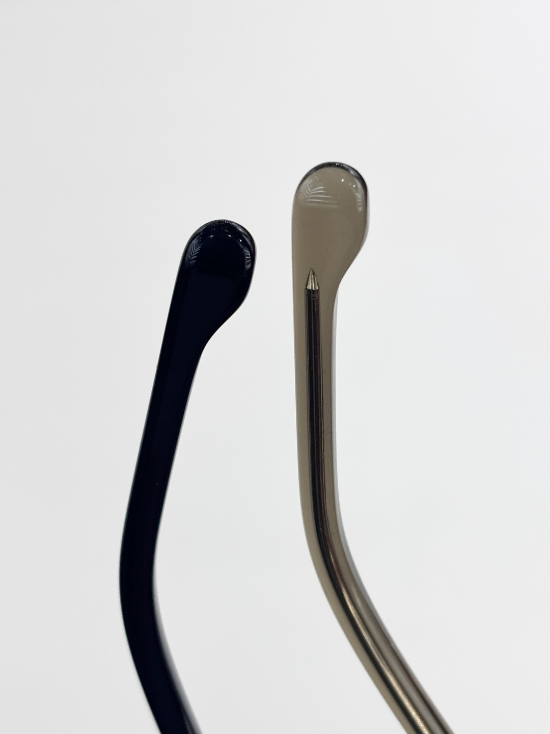 CARRER*MOD：01/G/SSize：57口17-145