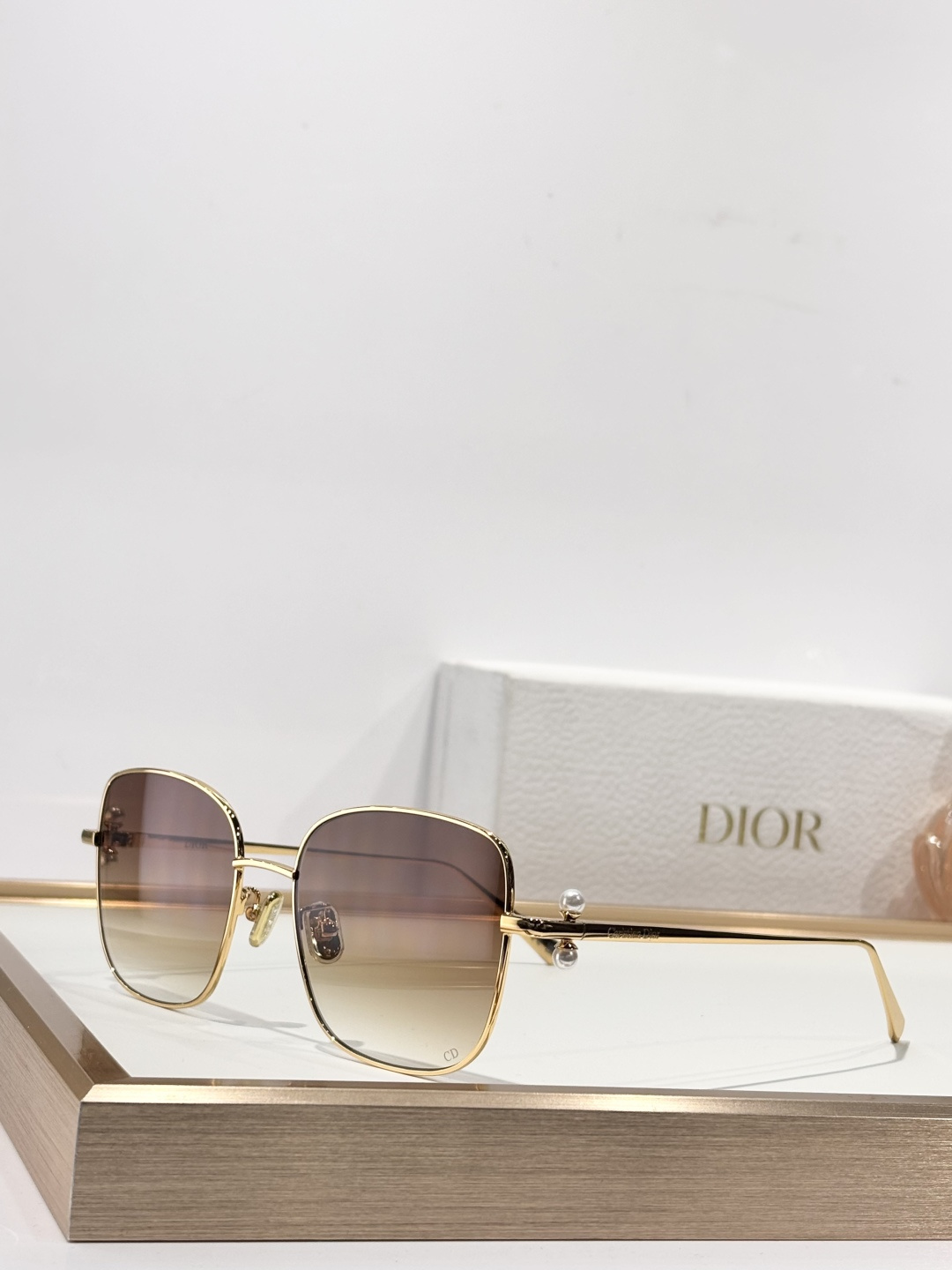 DIORMOD：DiorTribales S1U Size：55口18 140