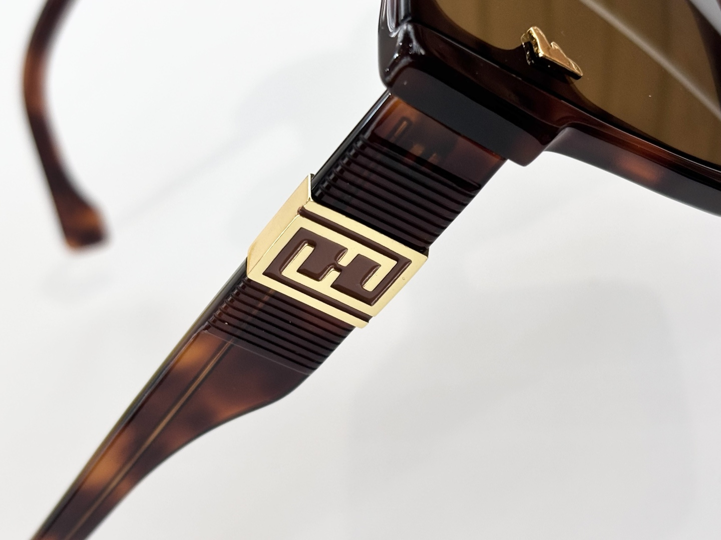 FEND*MODEL: FE 23027 SIZE:62口13-145