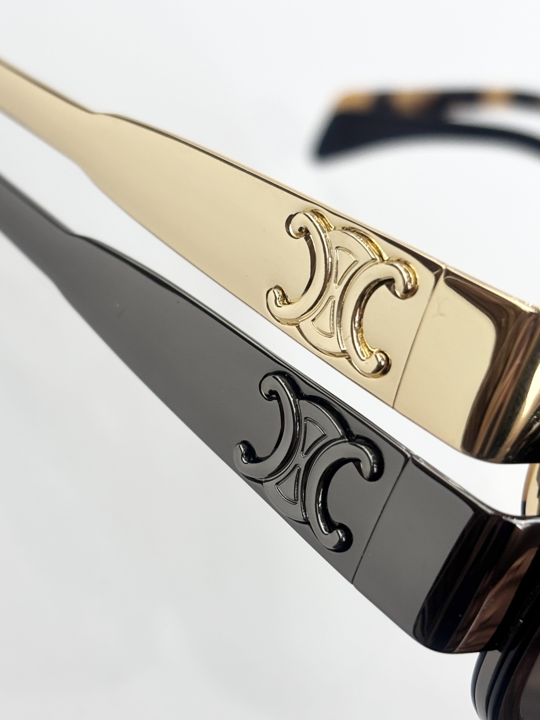 𝘾𝙀𝙇𝙄𝙉𝙀MOD：CL40337FSize：53口20 145