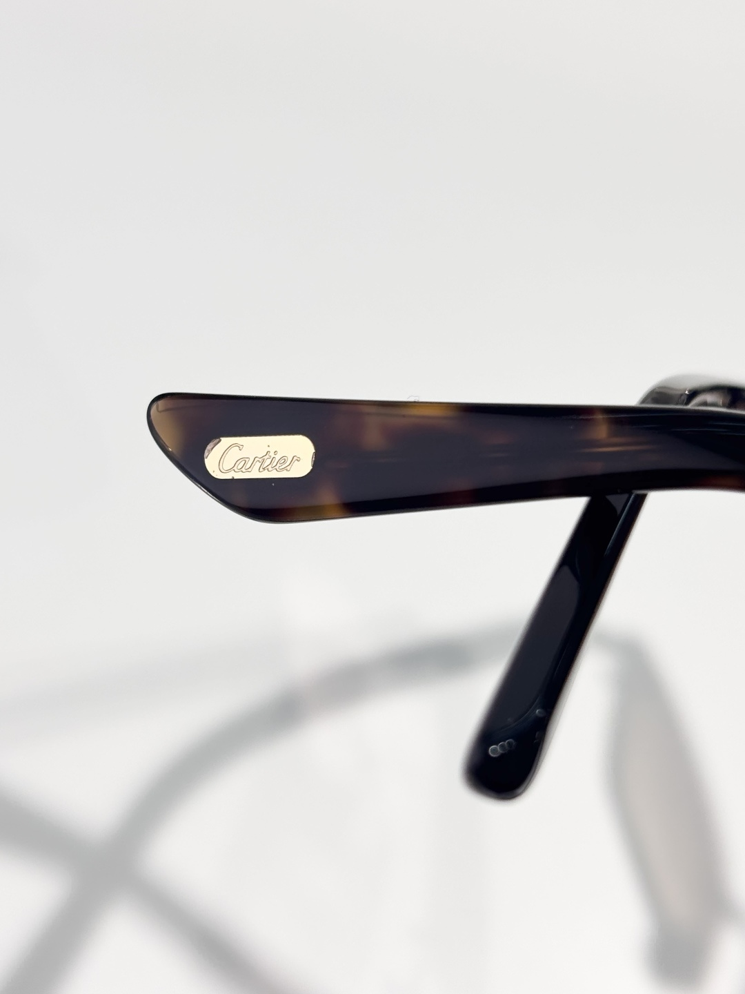 Cartie*MODEL：CT0579SSIZE：57口19-145