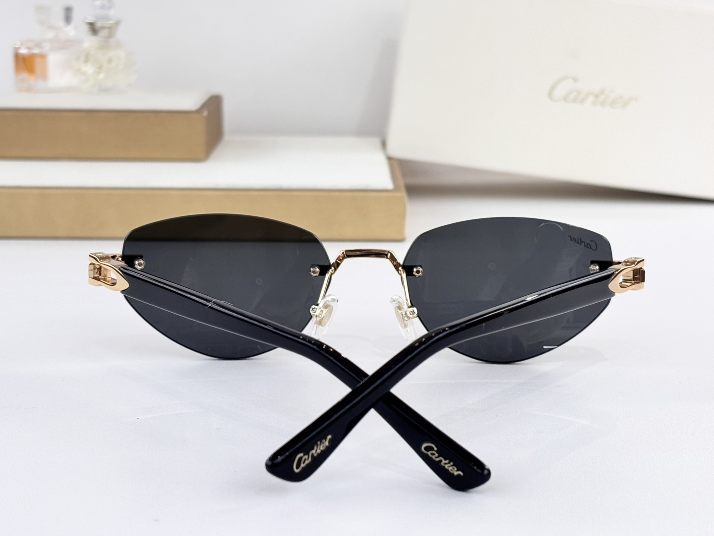 Cartie*MOD：CT0580Ssize：56-18 145