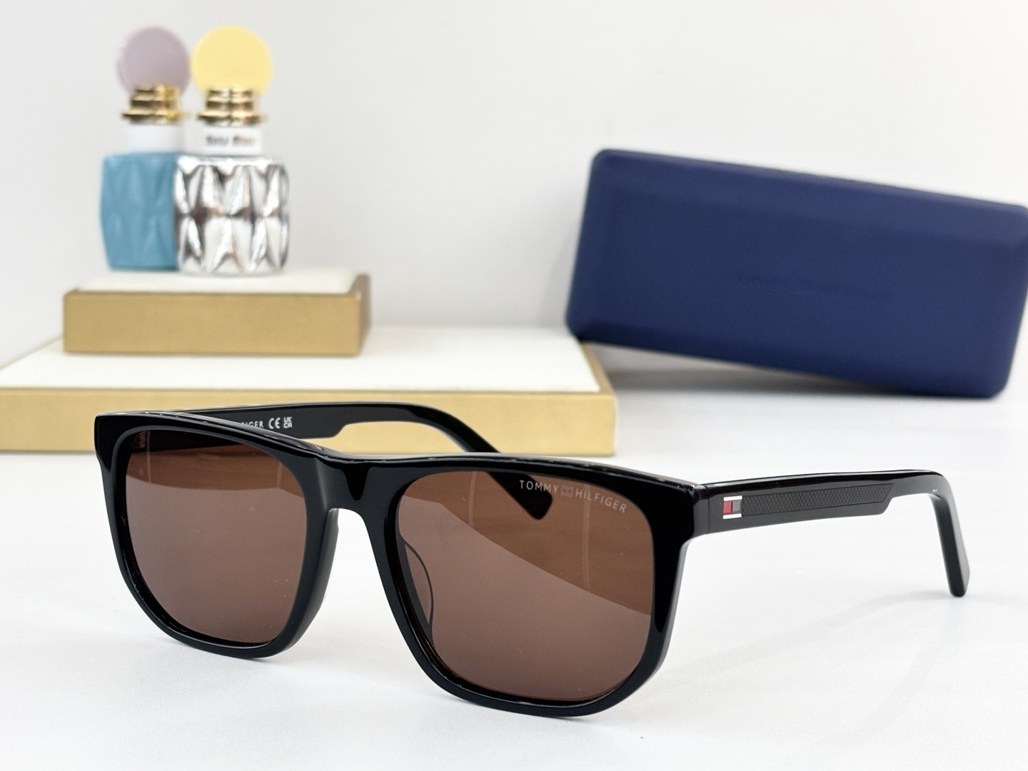 TOMMY HILFIGE*MOD：TH 2200/SSize：55口19-145