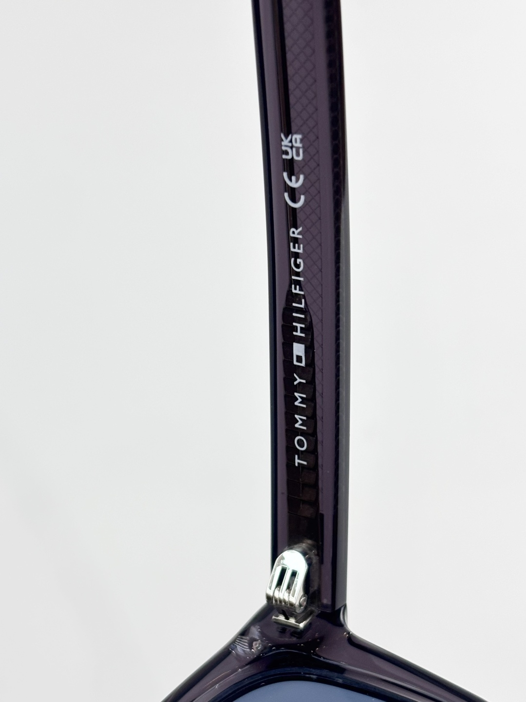 TOMMY HILFIGE*MOD：TH 2200/SSize：55口19-145