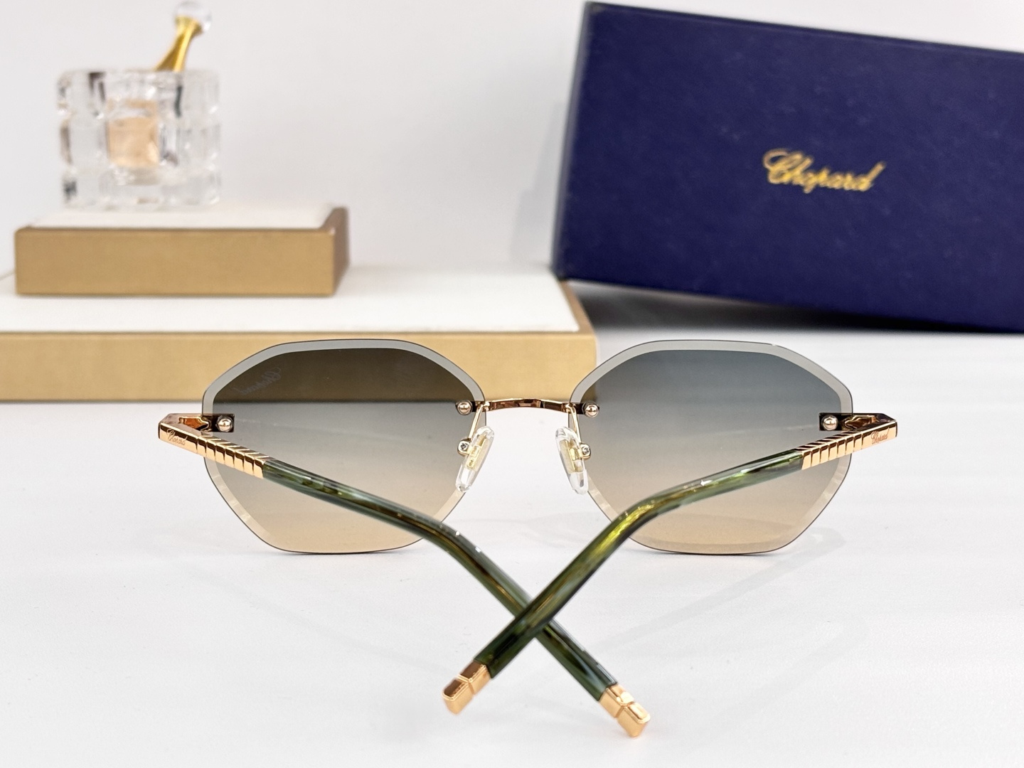 ChoPar*MOD：VCH2013SIZE:58口17 145