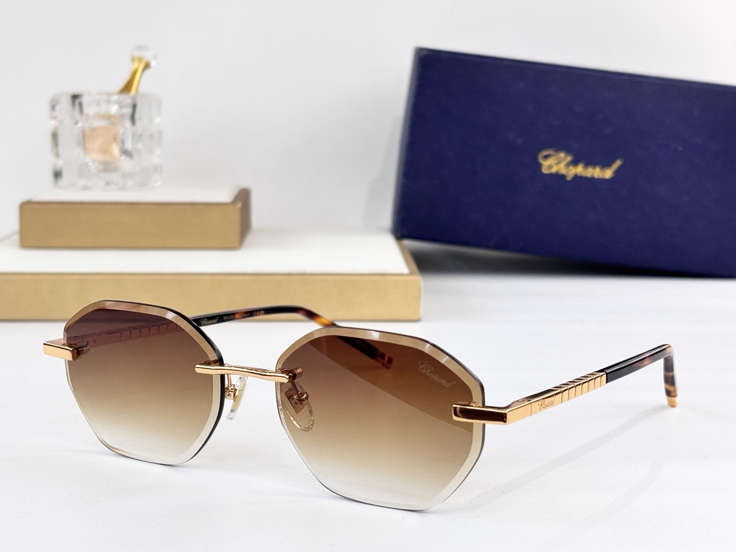 ChoPar*MOD：VCH2013SIZE:58口17 145