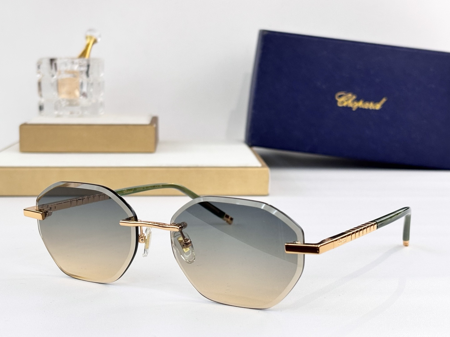 ChoPar*MOD：VCH2013SIZE:58口17 145