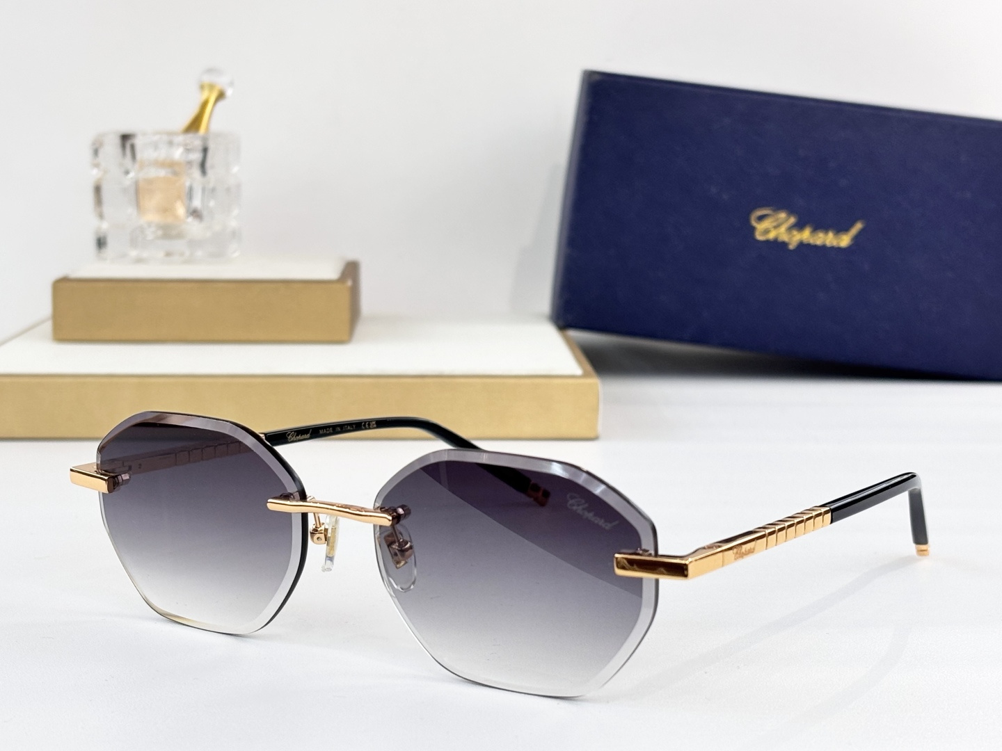 ChoPar*MOD：VCH2013SIZE:58口17 145