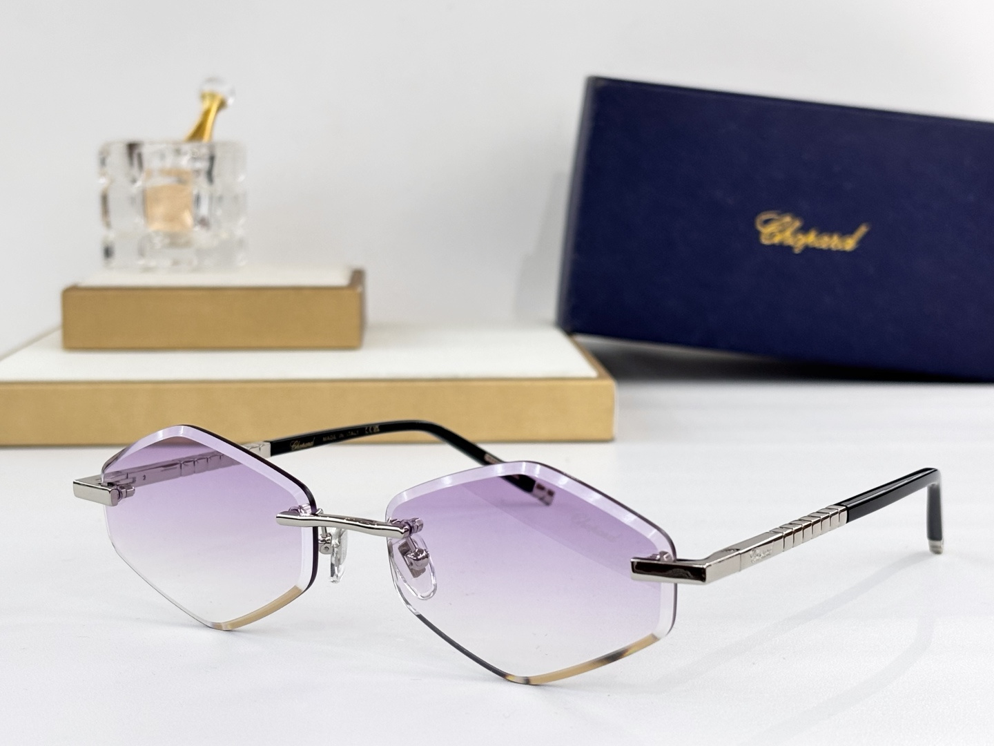 ChoPar*MOD：VCH2012SIZE:58口17 145