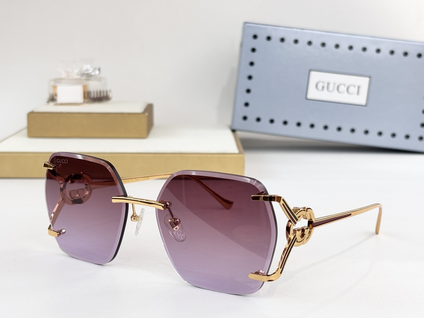 GUCC*MODEL：GG1668LSIZE：62口18-132