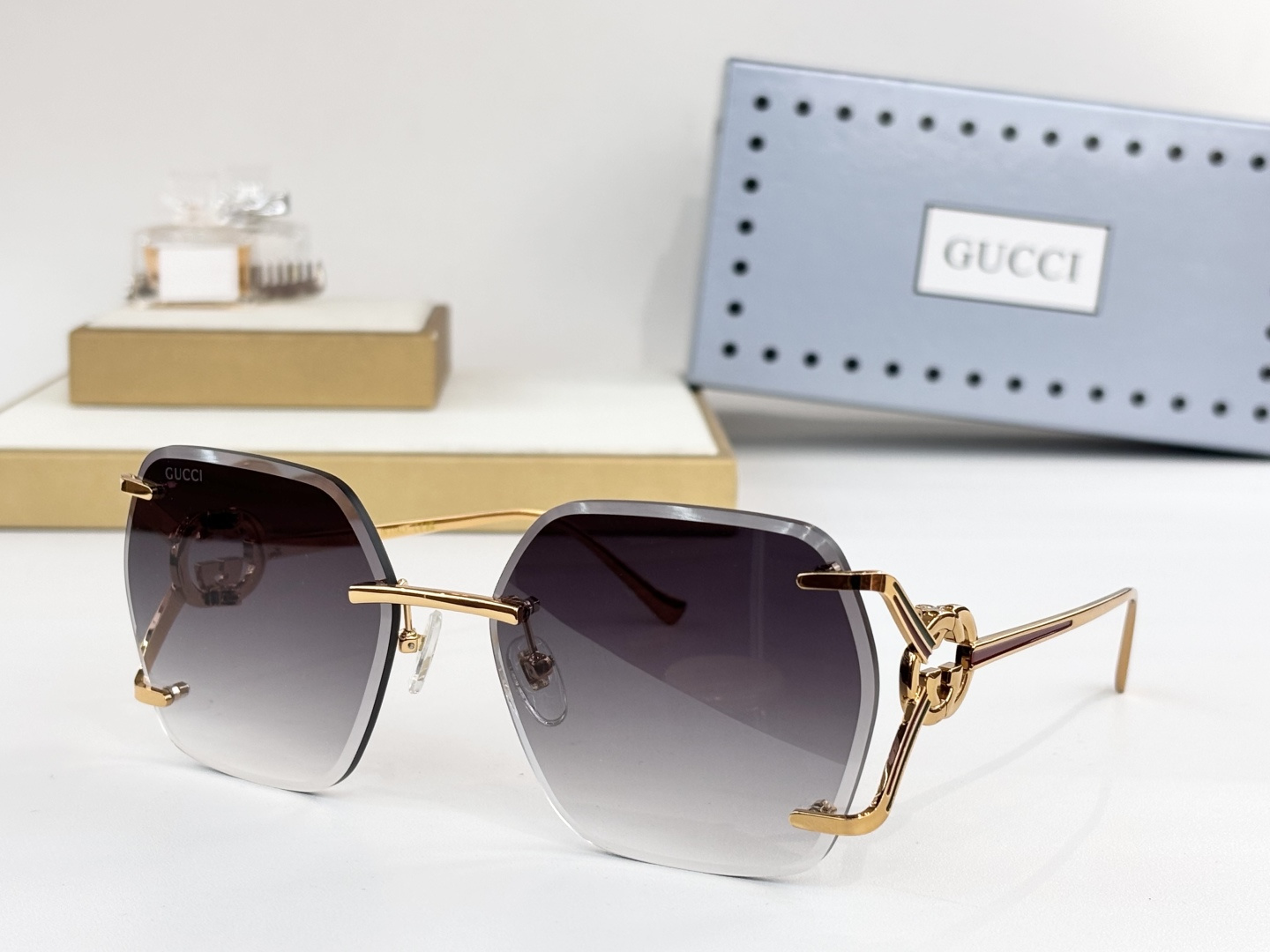 GUCC*MODEL：GG1668LSIZE：62口18-132