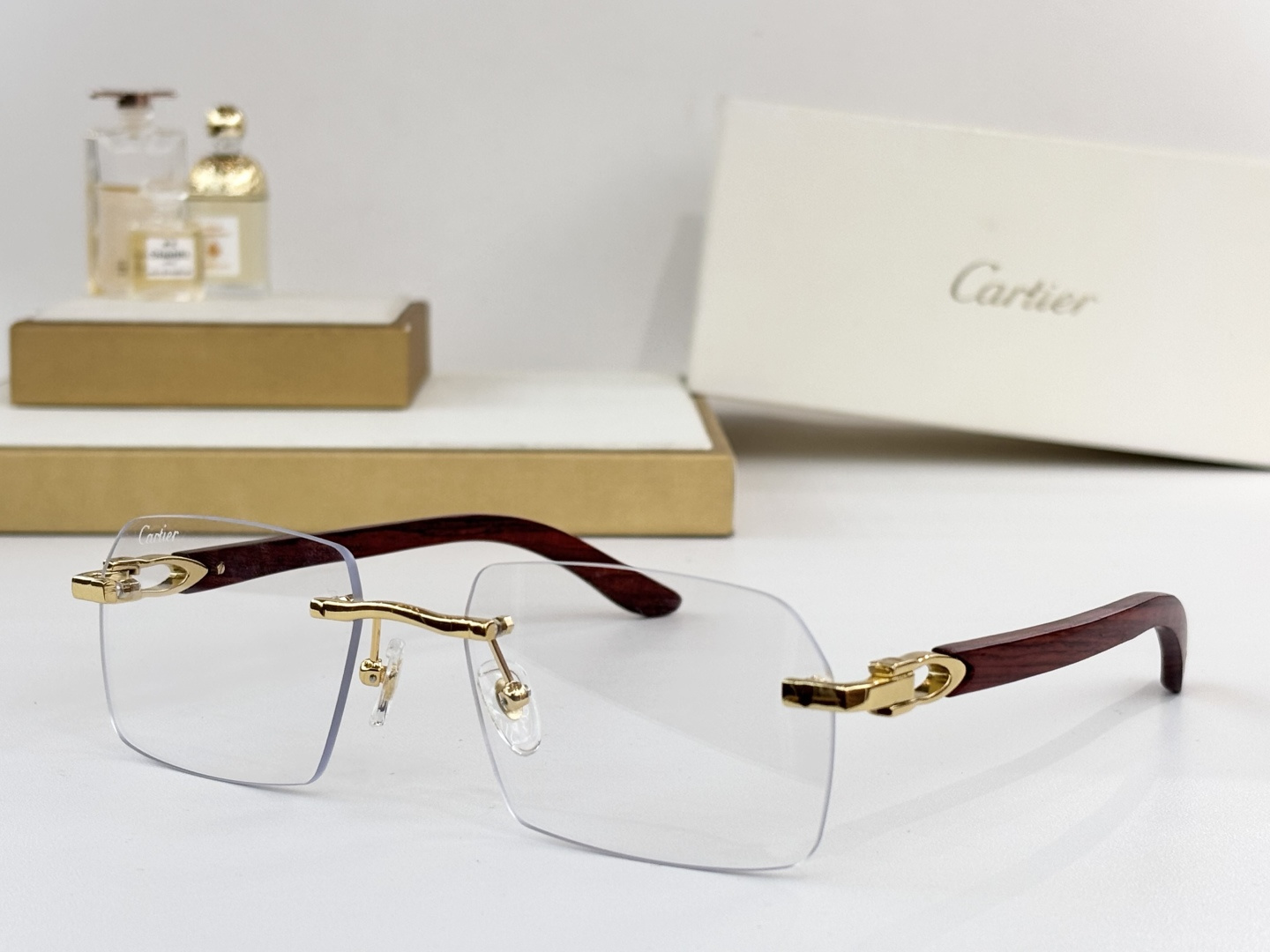 Cartie*MODEL：CT0453OSIZE：56口18-140