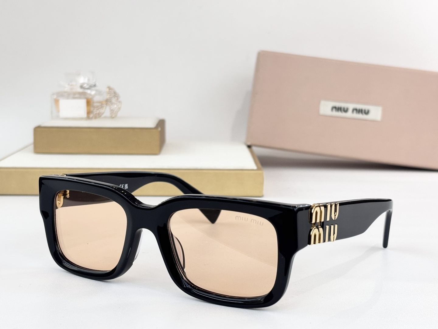 MIU MI* MODEL：MU 03UVSIZE：53口22-140