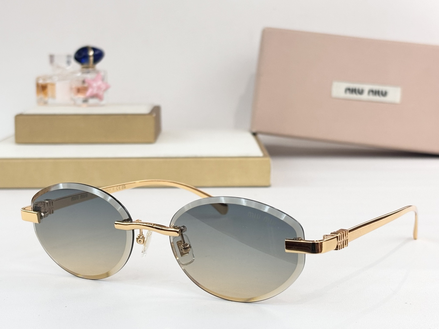 MIU MI*MODEL：MU A1940SIZE：56口17-143