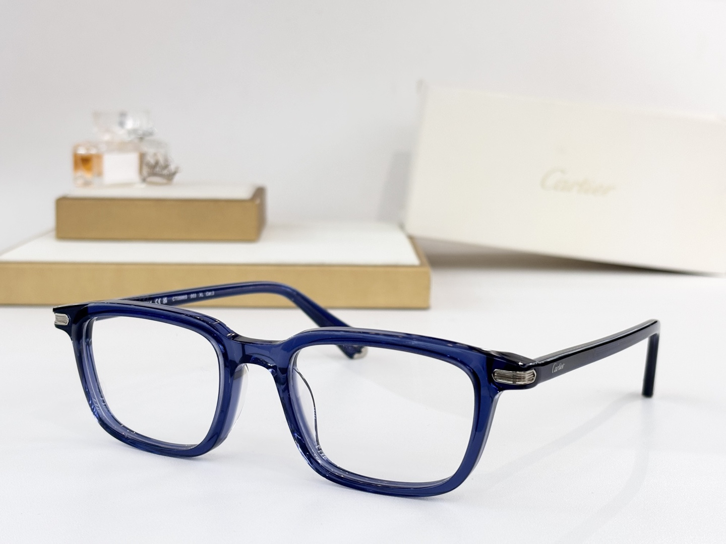 Cartie*MOD：CT0586SSize：53口19 145