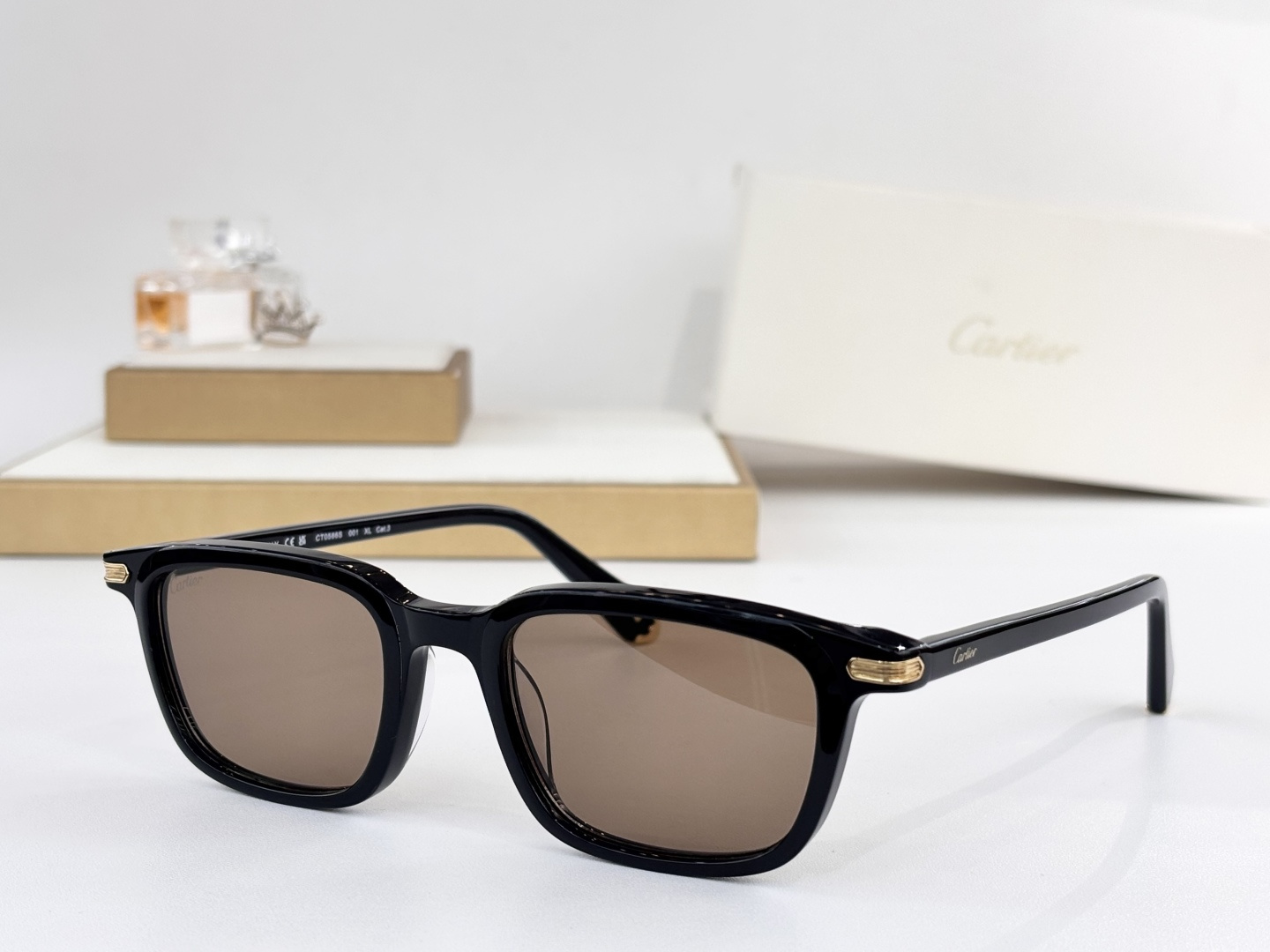 Cartie*MOD：CT0586SSize：53口19 145