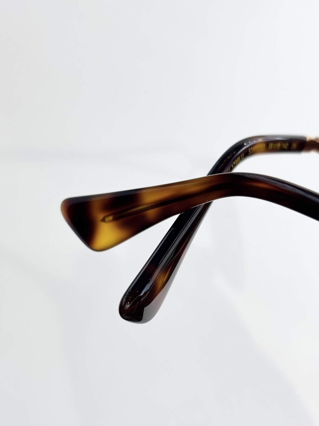 BVLGAR*MOD：BV 1799LUSize：56口19 142