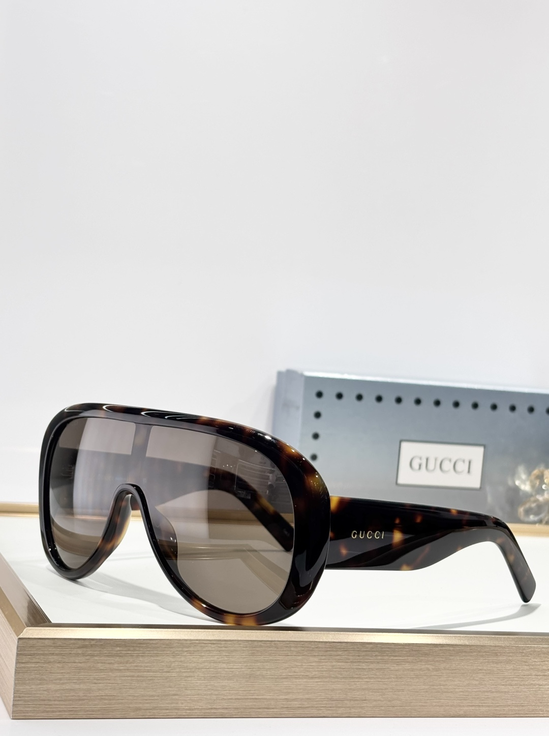 GUCCIMODEL：GG2164SSIZE：133口140