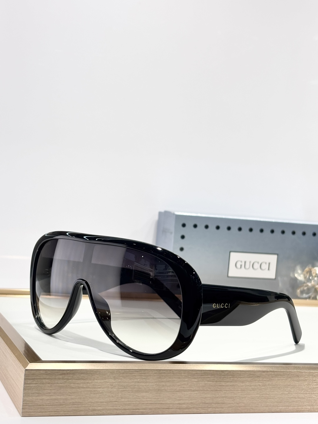 GUCCIMODEL：GG2164SSIZE：133口140