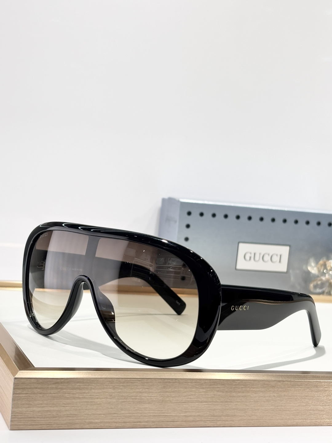 GUCCIMODEL：GG2164SSIZE：133口140