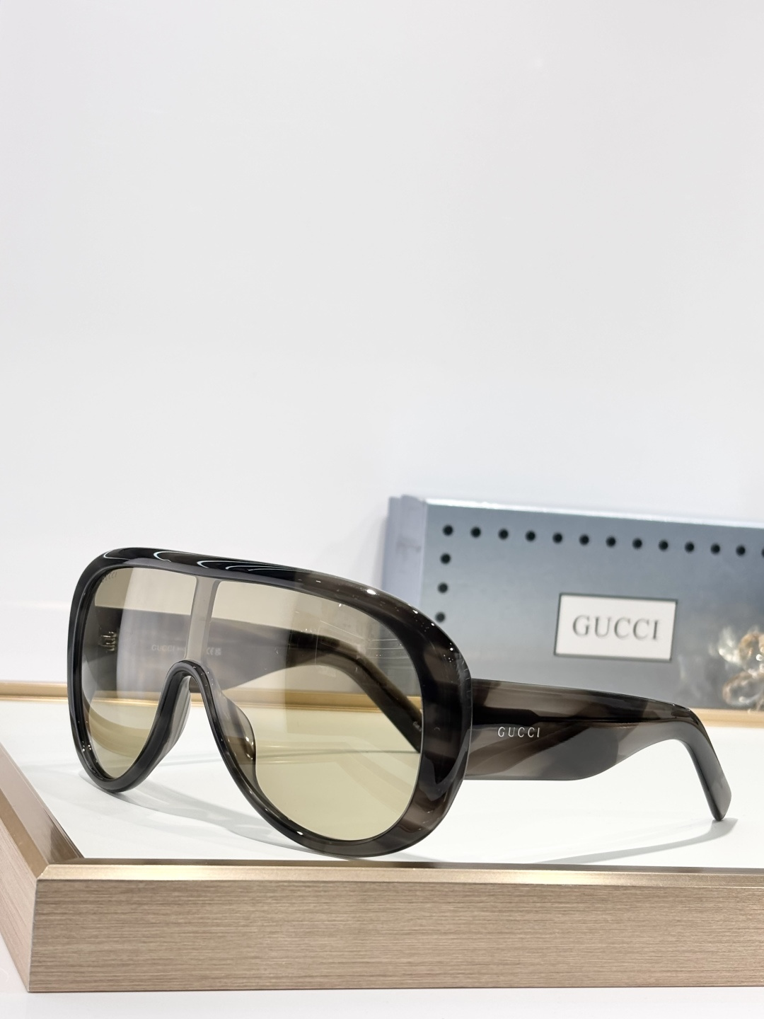 GUCCIMODEL：GG2164SSIZE：133口140