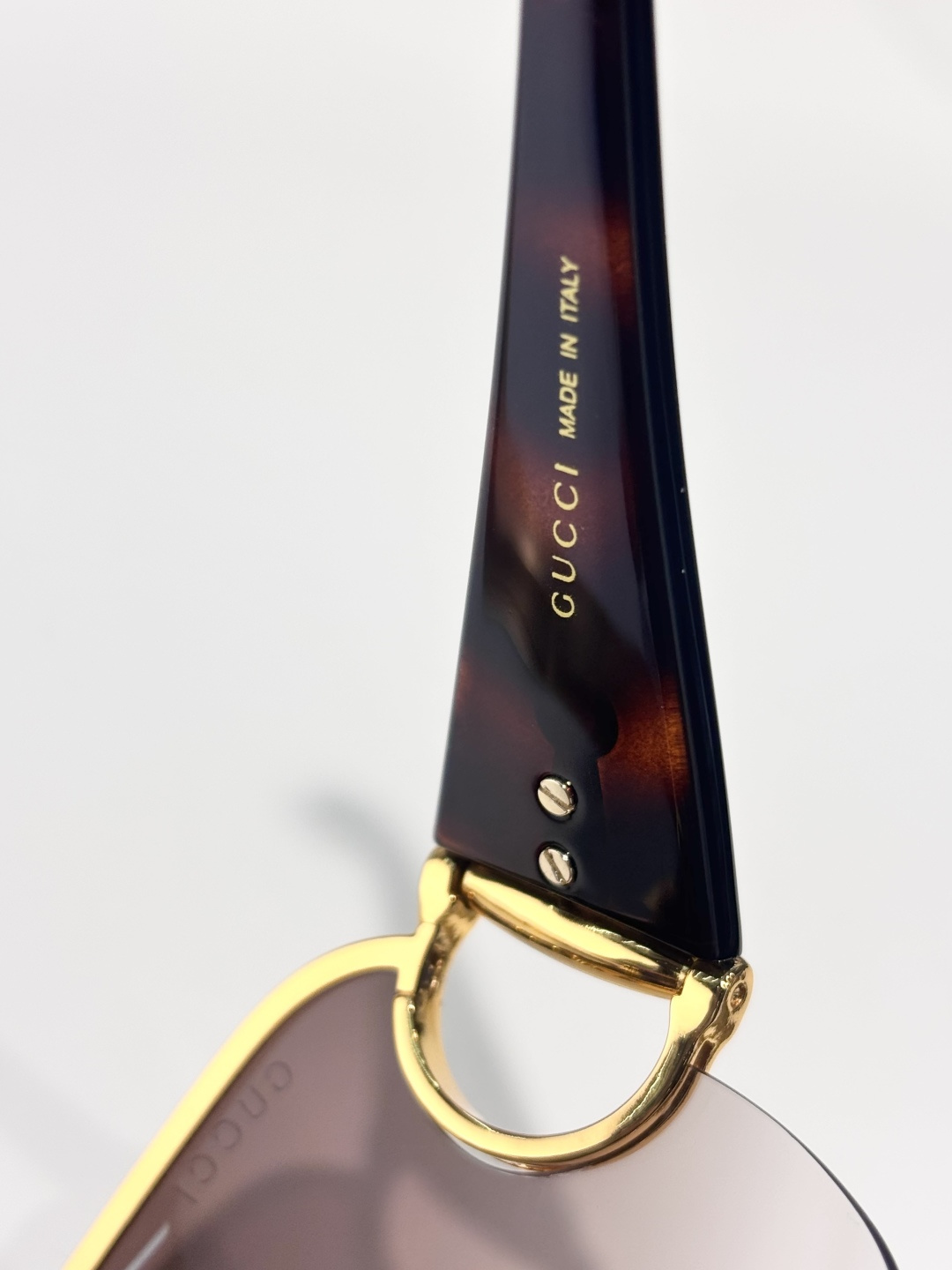 GUCCI Oversized MODEL：GG2174SSIZE：140口115