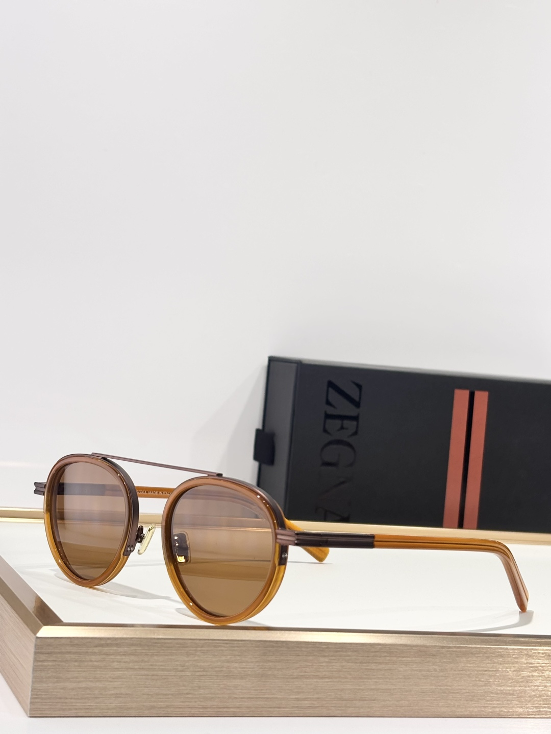 麦斯·米科尔森的假日风范Mads Mikkelsen in Zegna麦叔同款演绎典雅风度​Ermene