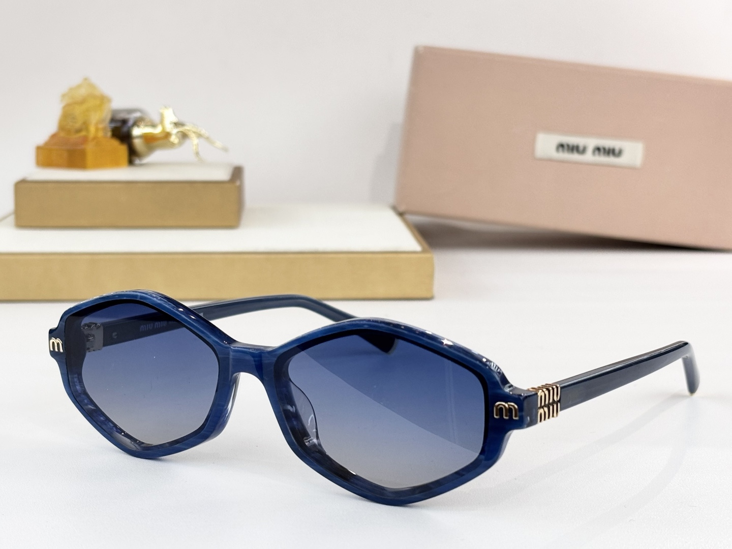 MIU MI*MOD：SMU 73KSSize：56口18-145