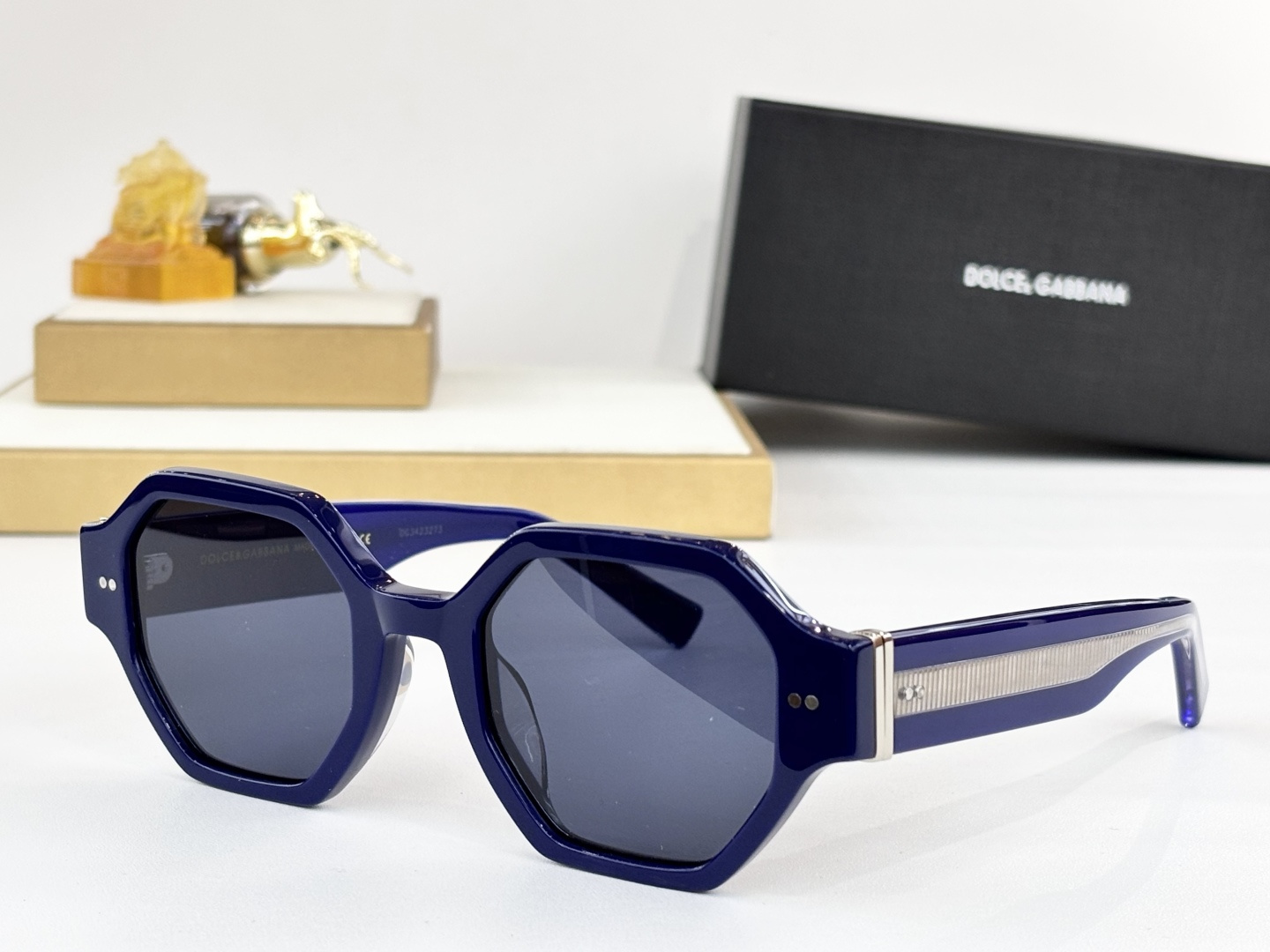 DOLCE & GABBANMODEL：DG4391SIZE：49口23-140