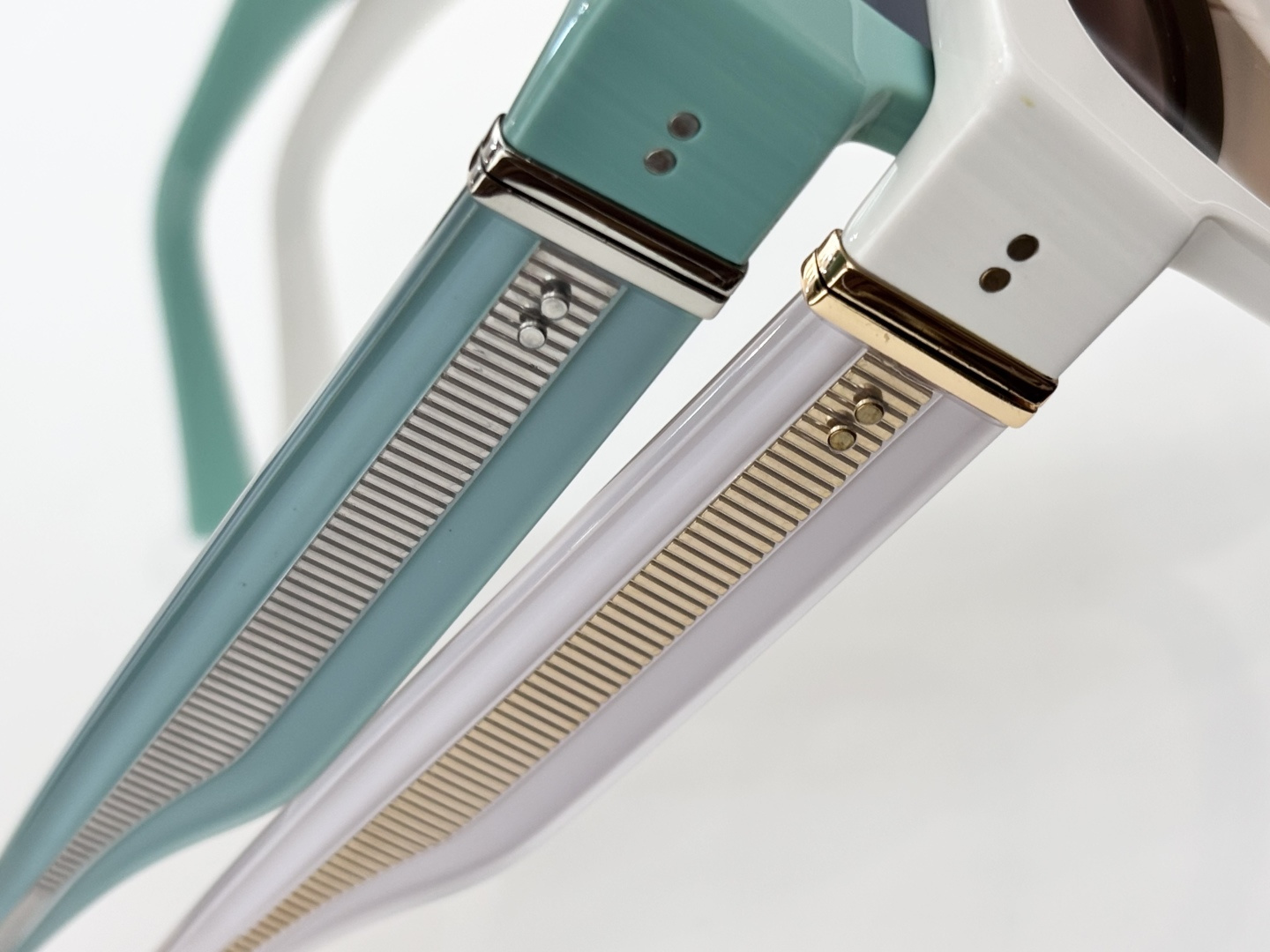 DOLCE & GABBAN*MODEL：DG4390SIZE：54口19-140