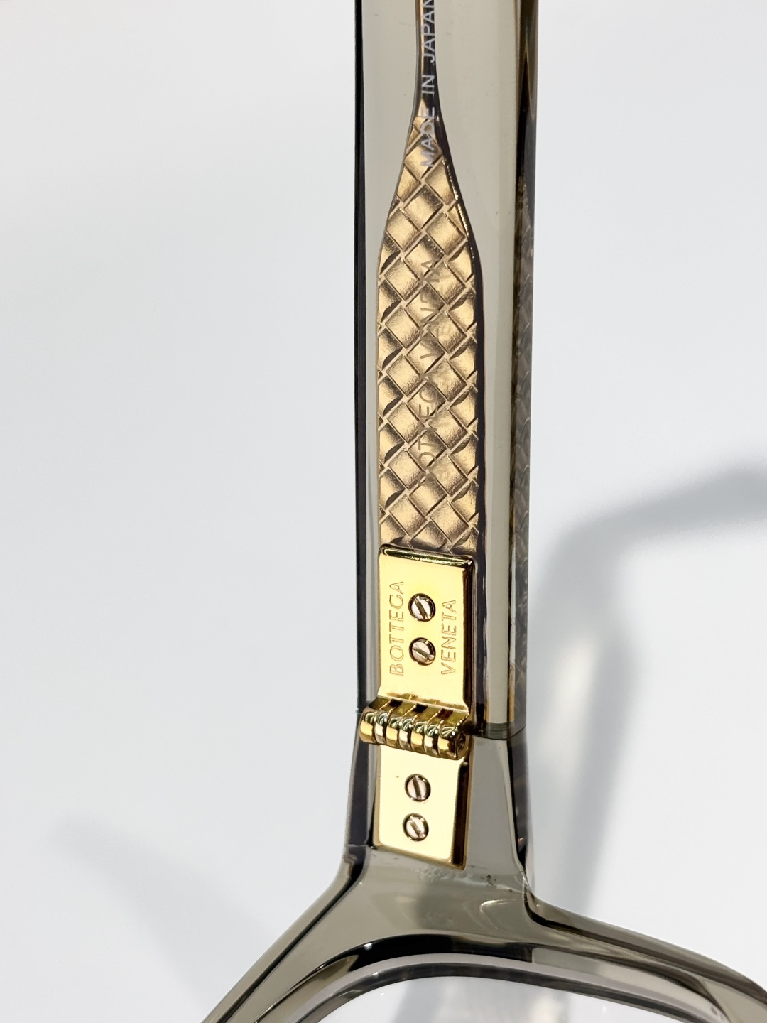 BOTTEGA VENET*MODEL：BV1403OSIZE：52口19-140