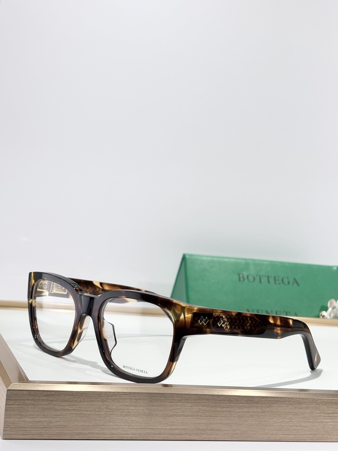 BOTTEGA VENET*MODEL：BV1403OSIZE：52口19-140