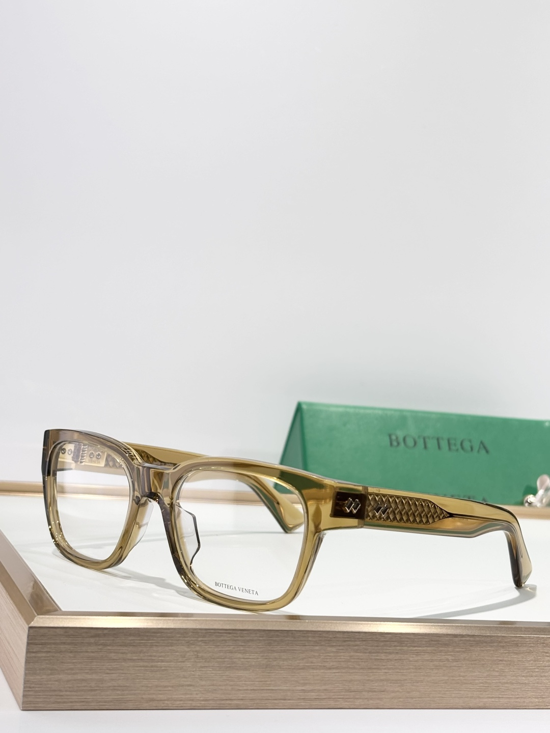 BOTTEGA VENET*MODEL：BV1403OSIZE：52口19-140