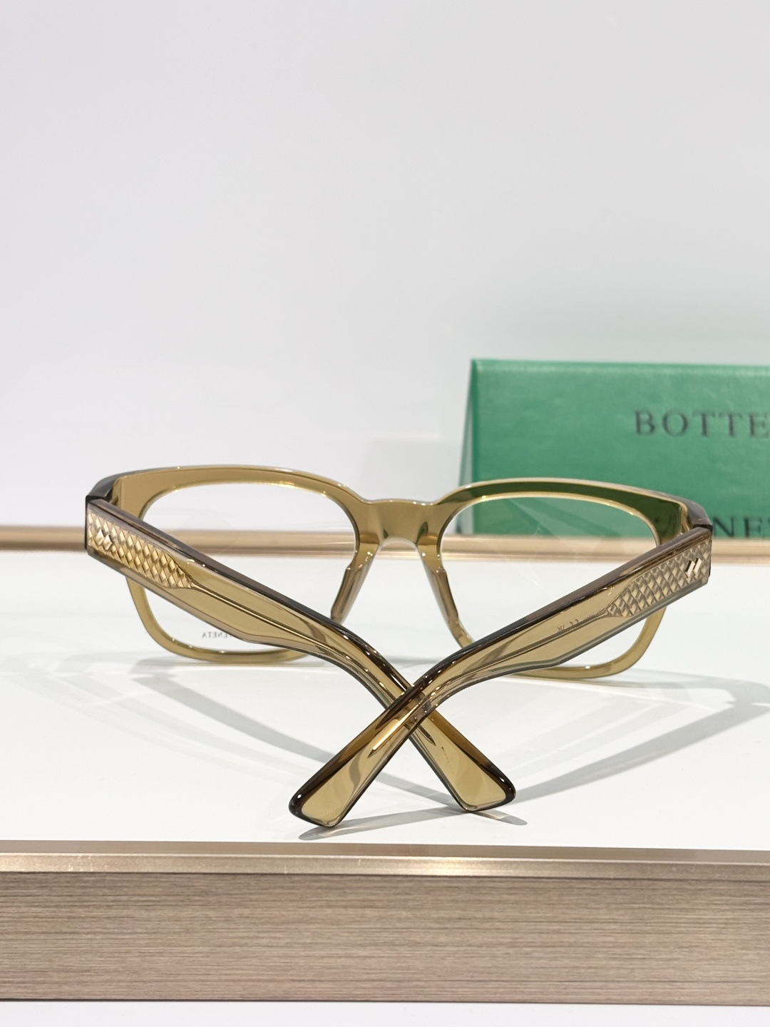 BOTTEGA VENET*MODEL：BV1403OSIZE：52口19-140