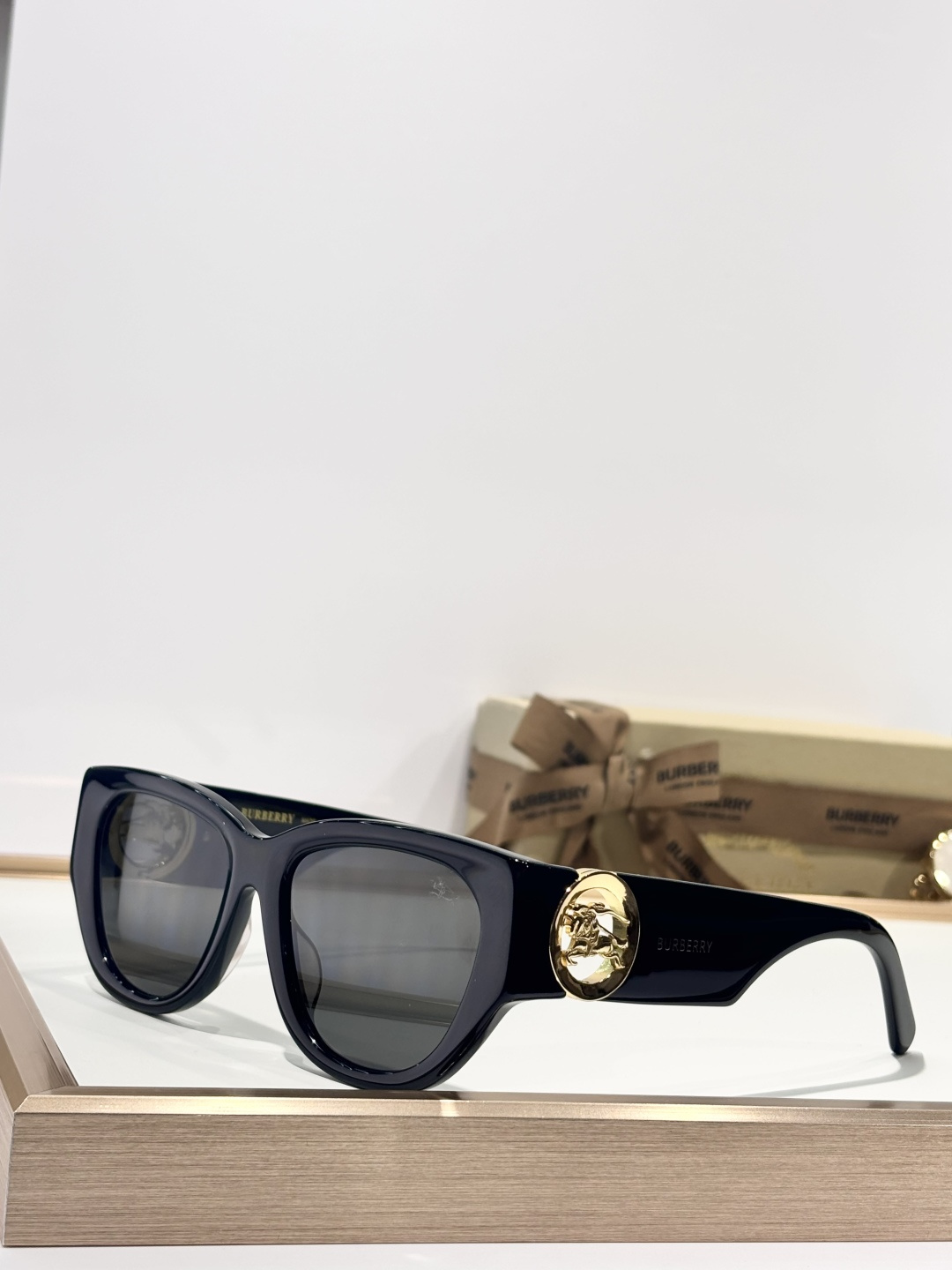 BURBERR*MODEL：5883SIZE：55口18-145