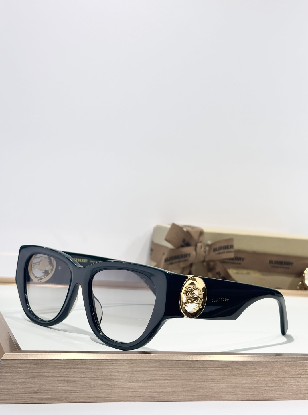 BURBERR*MODEL：5883SIZE：55口18-145