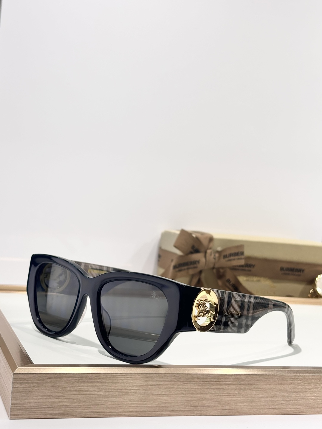 BURBERR*MODEL：5883SIZE：55口18-145