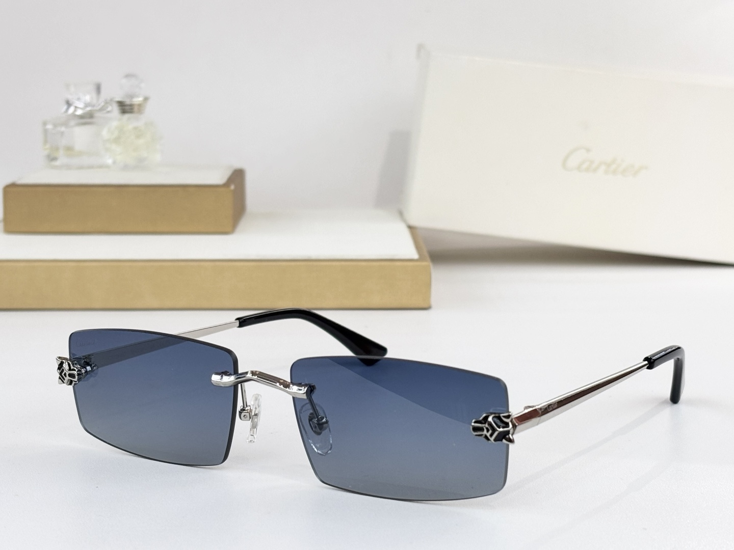 CartierMOD：CT0598OSize：55口20-145