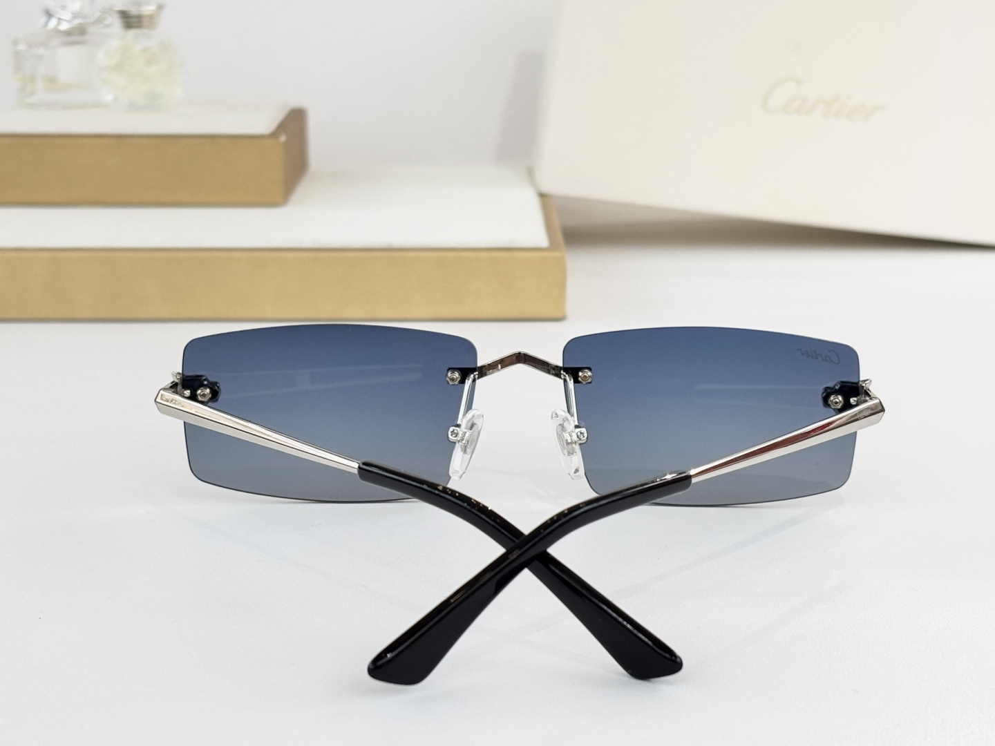 CartierMOD：CT0598OSize：55口20-145