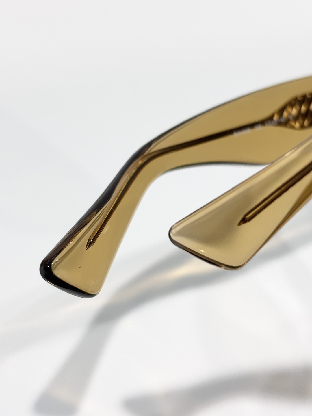 BOTTEGA VENET*MODEL：BV1400SSIZE：51口22-140