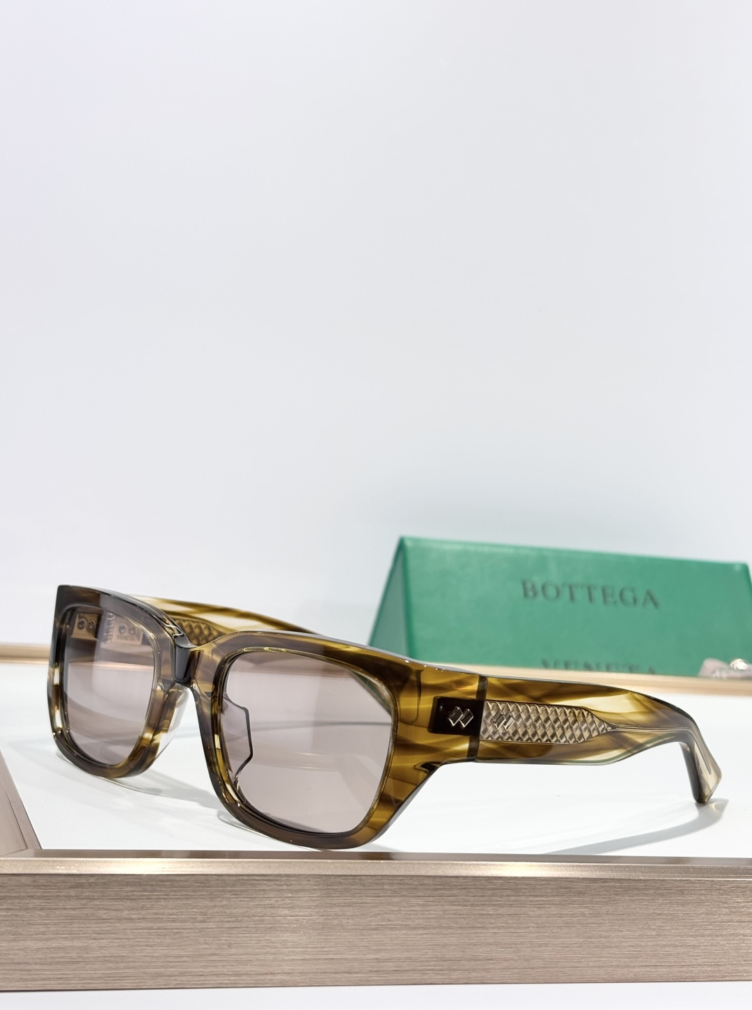 BOTTEGA VENET*MODEL：BV1400SSIZE：51口22-140