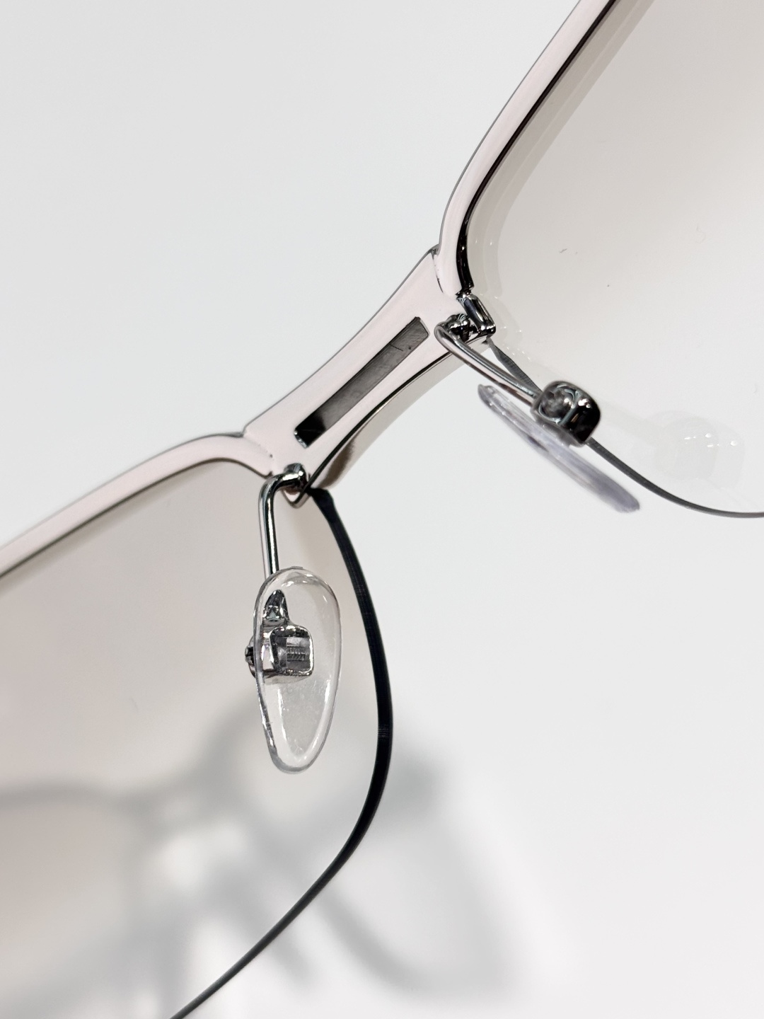 DIORMOD：ADIORABLE 5Size：64口16 115