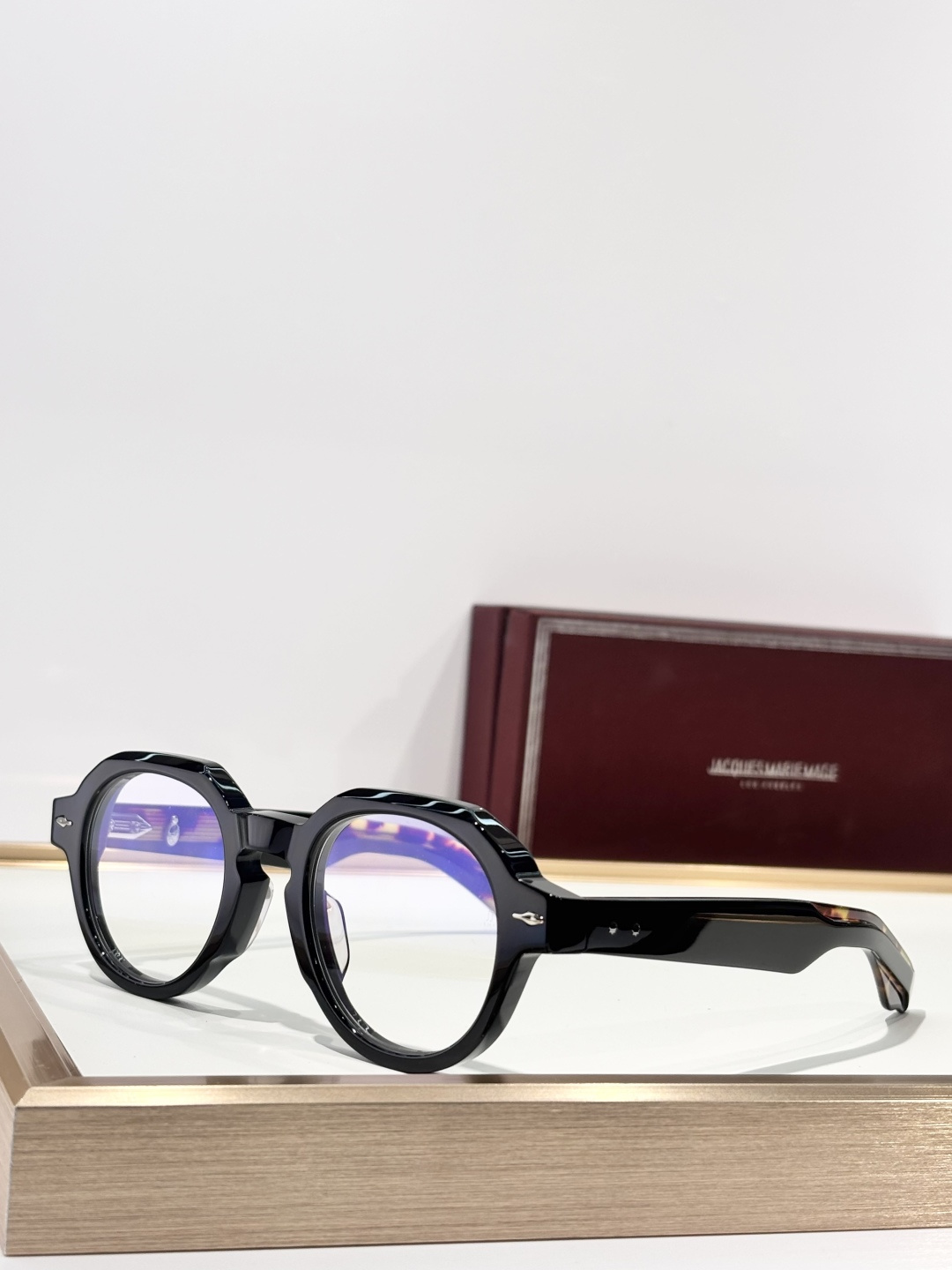 Jacques Marie MageMODEL：PONTIANSIZE：46口23-146