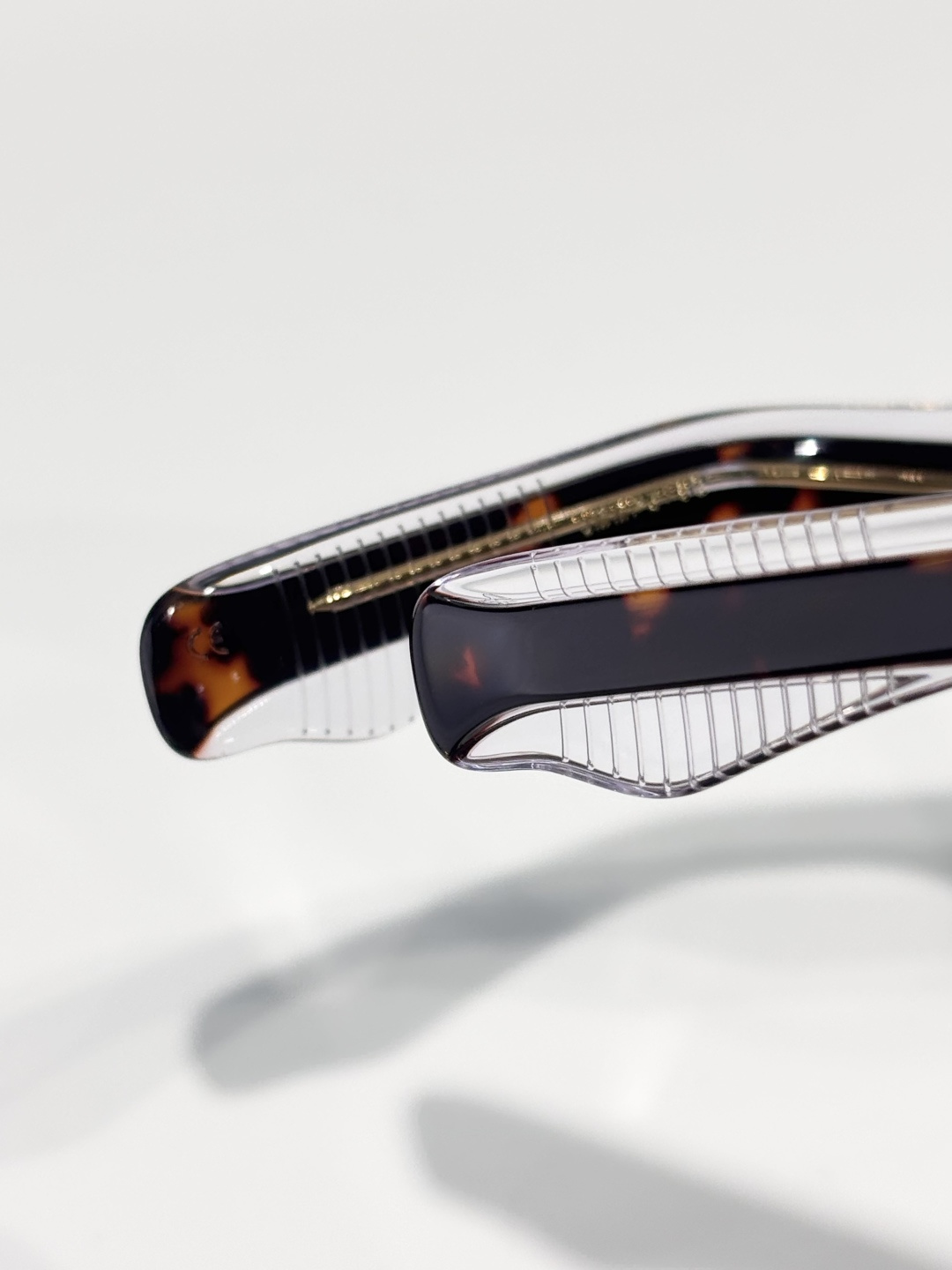 Jacques Marie MageMODEL：PONTIANSIZE：46口23-146