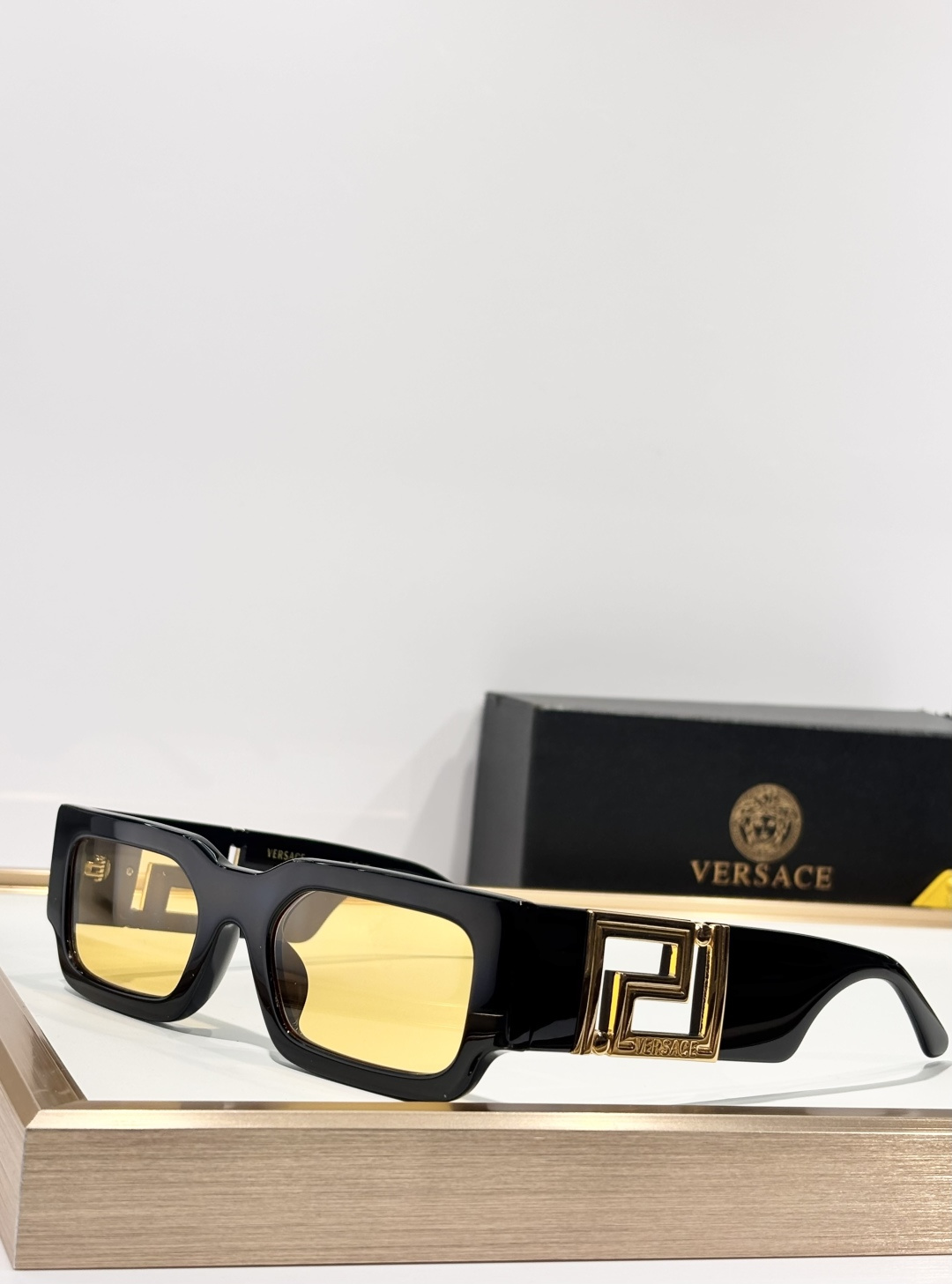 VERSAC*MODEL：MOD.4506USIZE：54口21 140