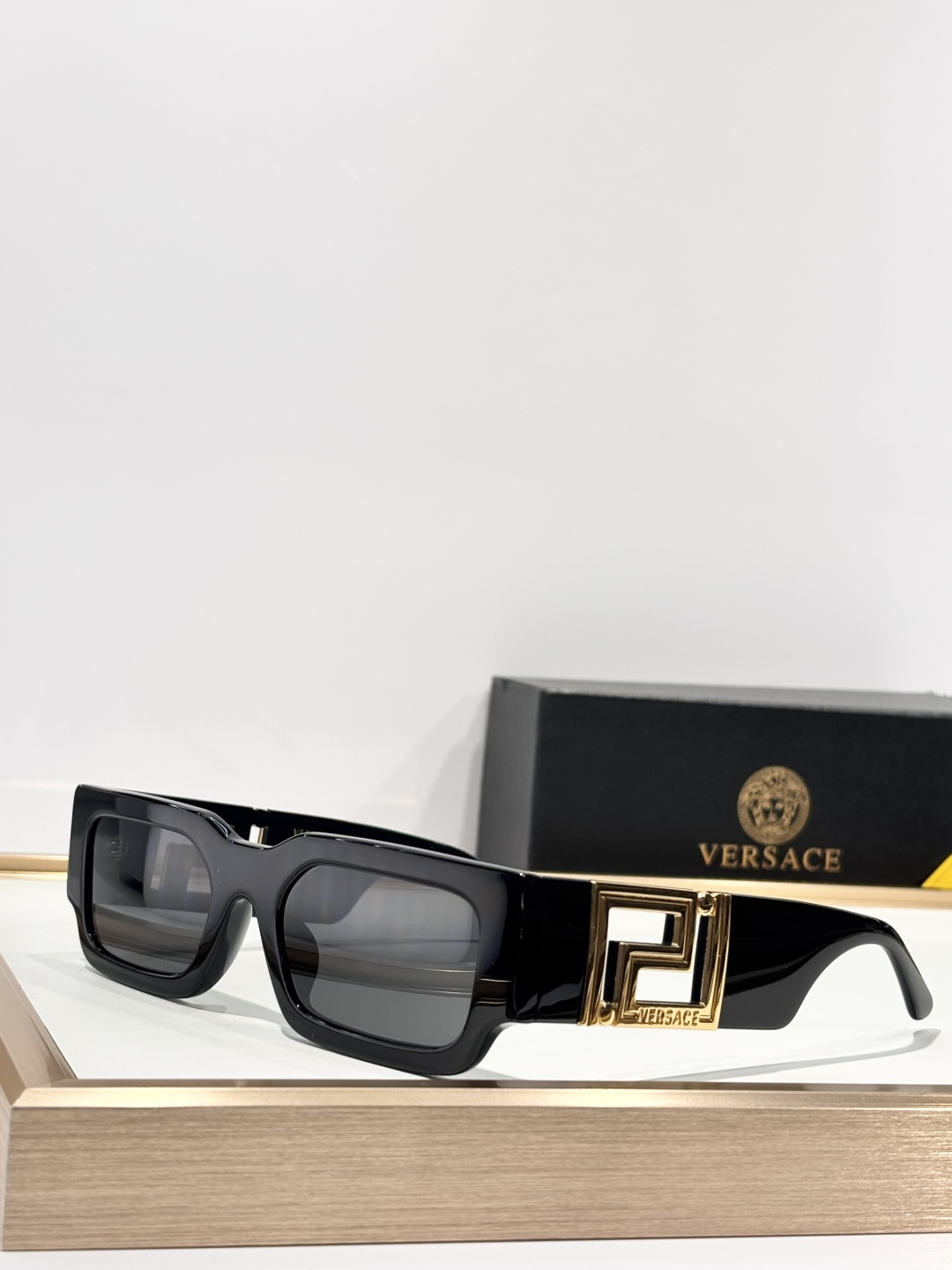 VERSAC*MODEL：MOD.4506USIZE：54口21 140