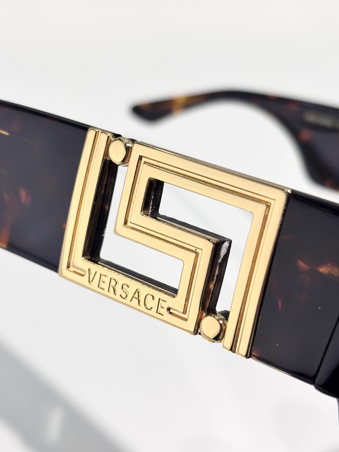 VERSAC*MODEL：MOD.4506USIZE：54口21 140